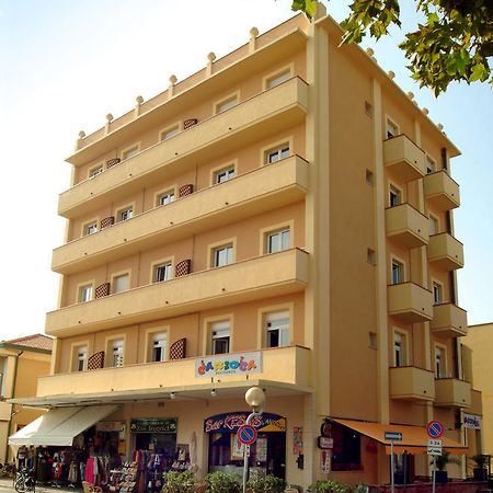 Residence Carioca Rimini Exterior foto